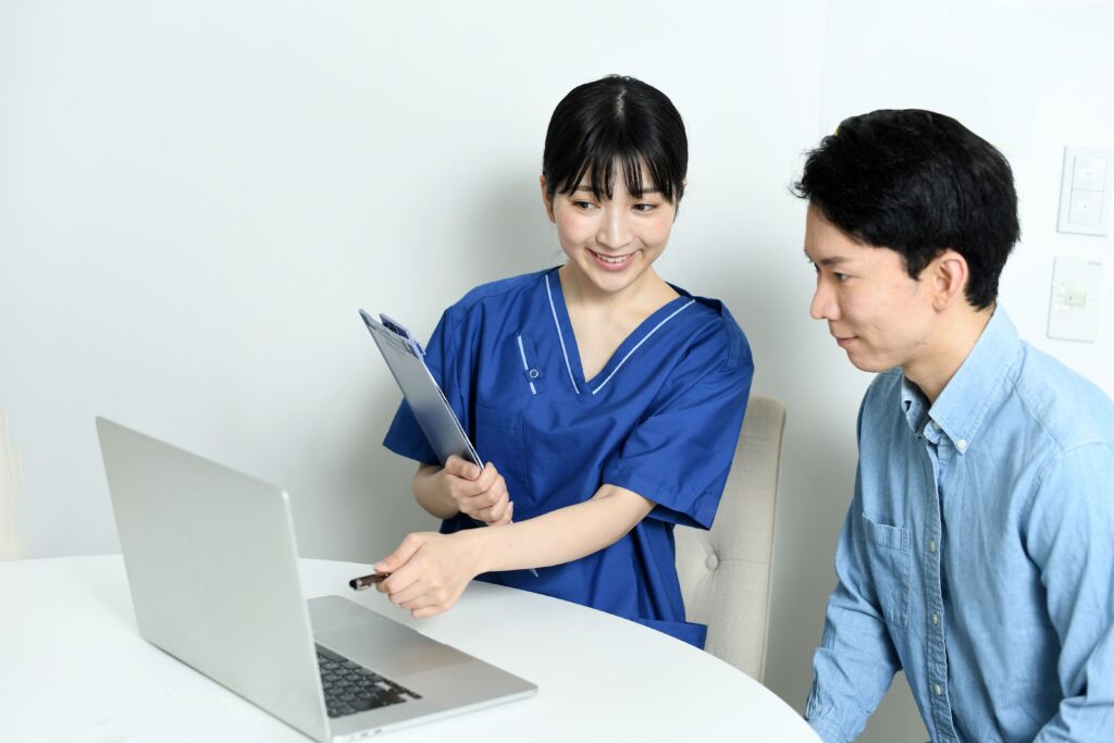 KANDA NISHIGUCHI CLINIC院長監修｜AGA前兆を正しく理解し将来の選択肢を広げるために